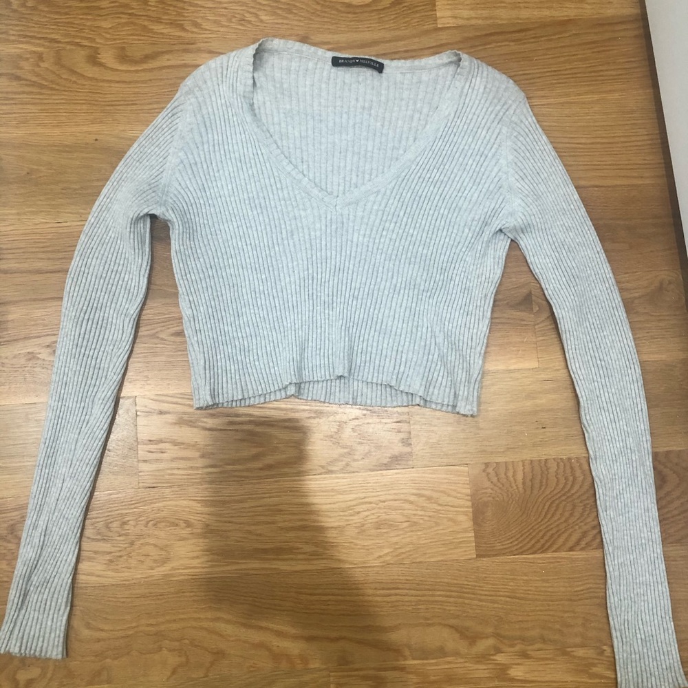 brandy melville cropped sweater